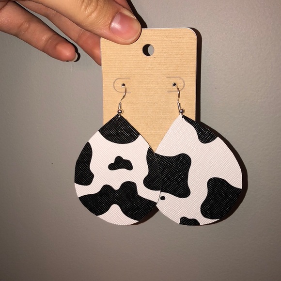 New Cow Print Leather Earrings - Picture 4 of 5